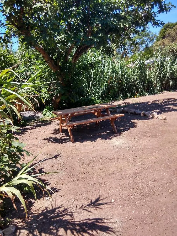 Hôtel Les Bambous, gamping gay et naturiste à Île du Levant 0*,  France
